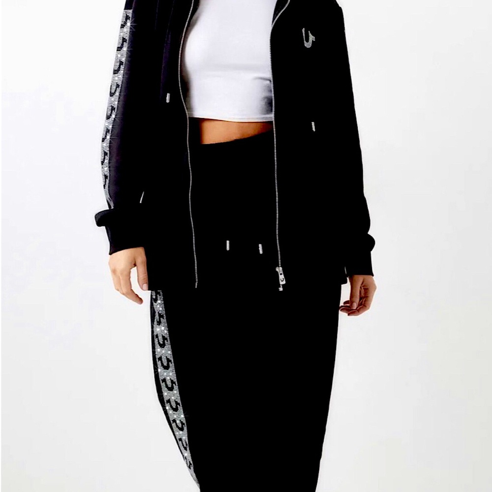 True Religion Black Crystal 2 piece Jogger set NWT